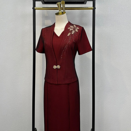 妈妈婚宴装旗袍小个子高贵2025新款年轻喜婆婆结婚礼服喜服大码