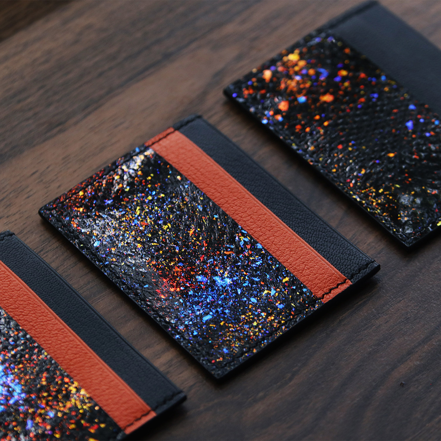 HIBBERS璀璨星辰蛇皮手工卡包