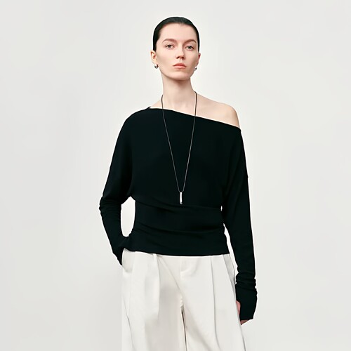 艾诺丝斜肩薄款面膜T针织打底