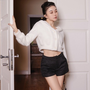 高腰外穿小香风百搭打底热裤 女秋季 长腿秘诀黑色毛呢短裤 月影集