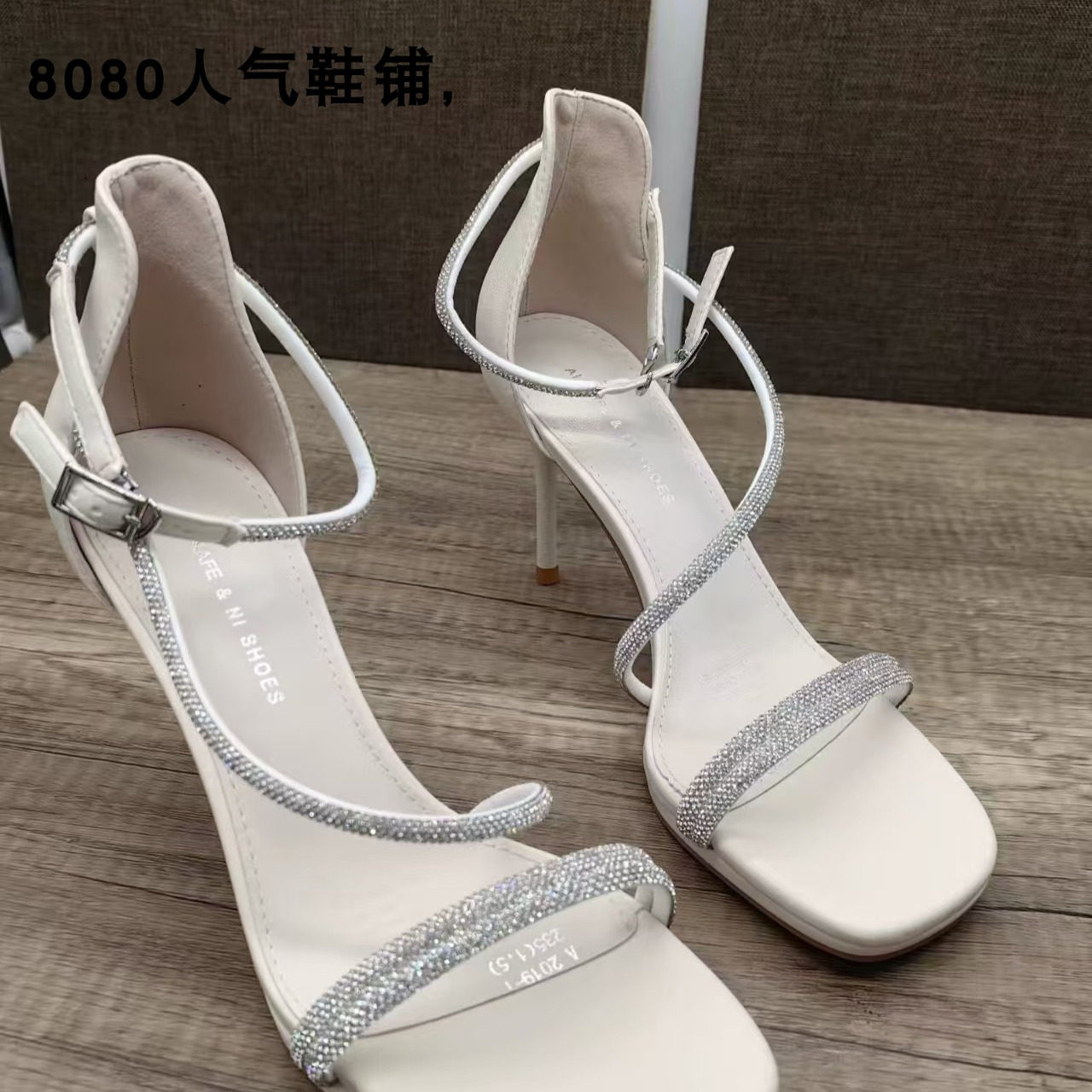 D788019-2一字带露趾凉鞋高端