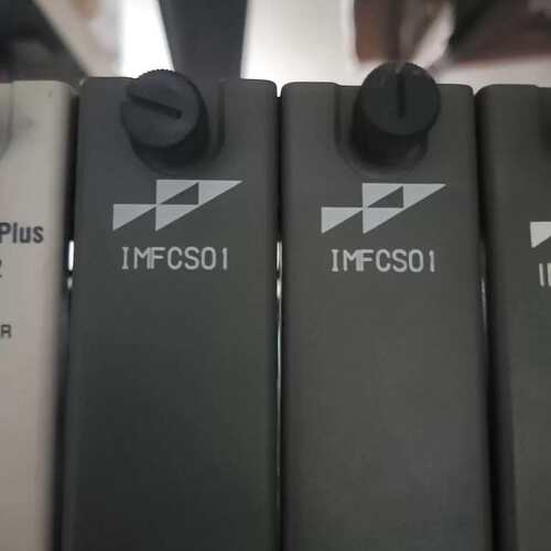 议价ABB贝利卡件IMFCS01转速卡，几乎全新，功能完好。适合