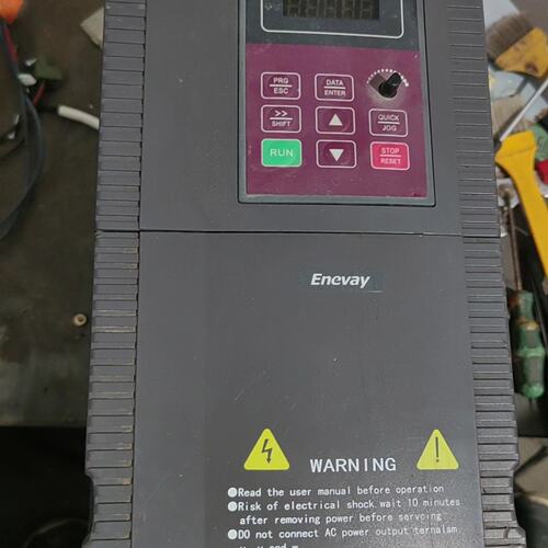 议价上海星为变频器，型号XV6-5D5G/7D5P-4，5.5K