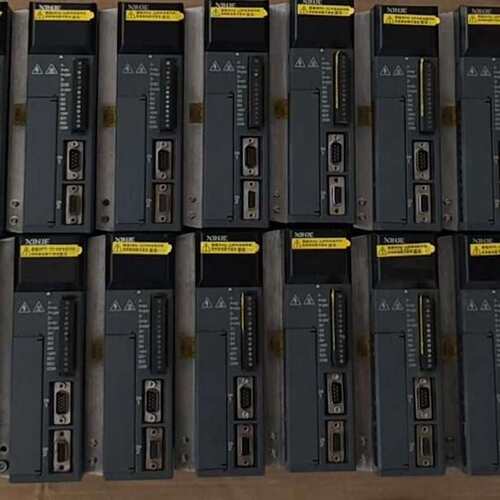 议价信捷伺服驱动器DS3E-20P4-PFA，20只，成色实拍图