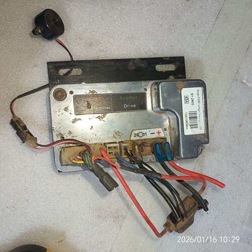 议价拆机KINMO品牌S1-2405型号45A电动代步车控制器