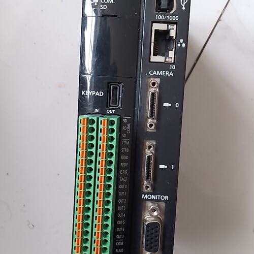 议价松下pv200视觉控制器，成色好的，功能包好。现货一台，标价