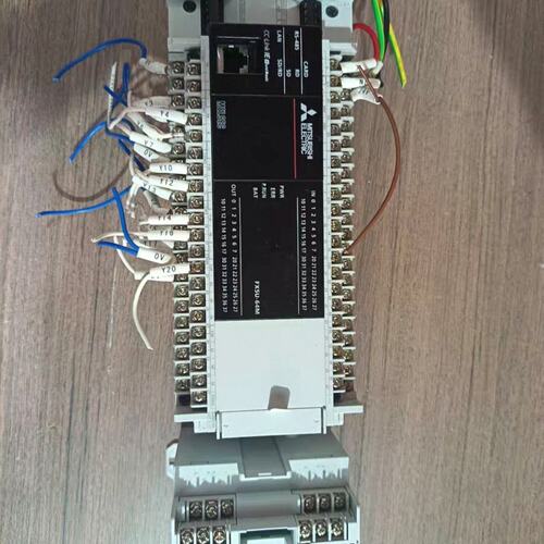 议价三菱PLC，型号 FX5U-64MT/ES(单价1200)