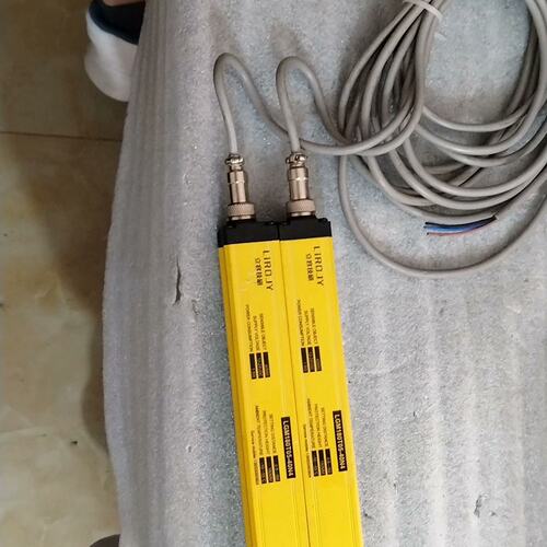 议价LiROJY 安全光珊LGM180T05-40N4 拆机件，