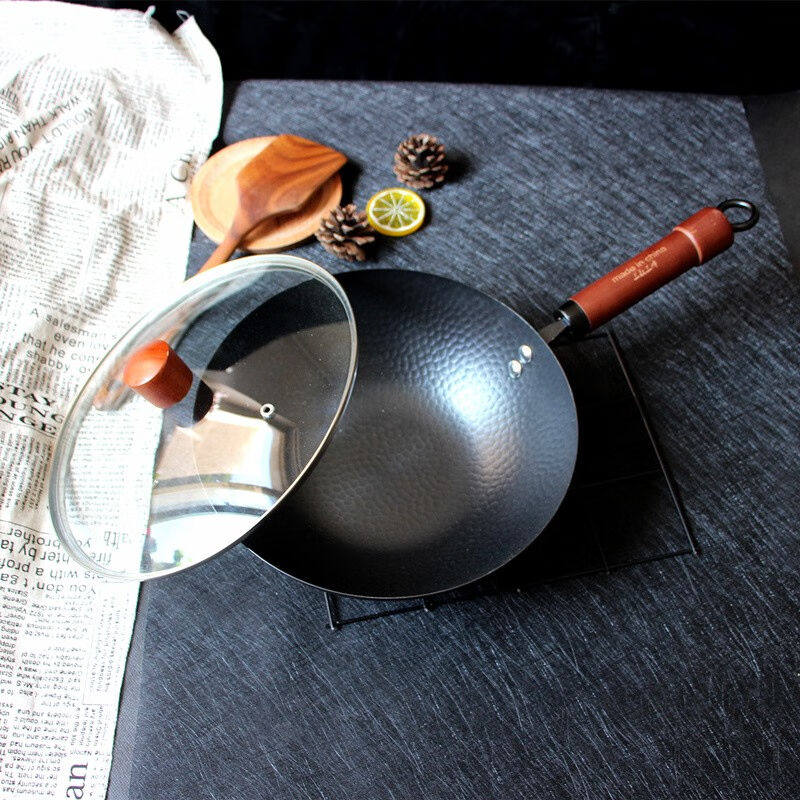 超轻便妈妈用用炉用无涂层铁炒菜锅迷你单人2人用轻炒锅小铁锅26|