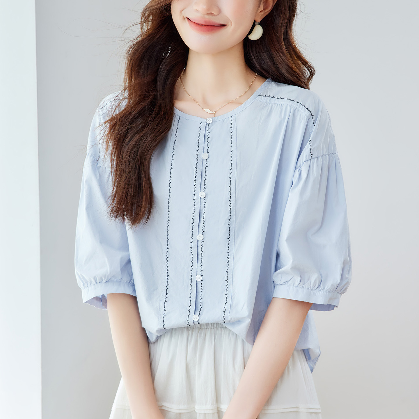 棉茧 淡蓝色衬衫女短袖2025夏季新款圆领宽松上衣灯笼袖纯棉衬衣