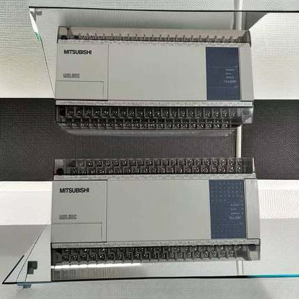 9成新原装三菱PLC FX1N-60MT/60MR-001可编程控制器实物图可测试