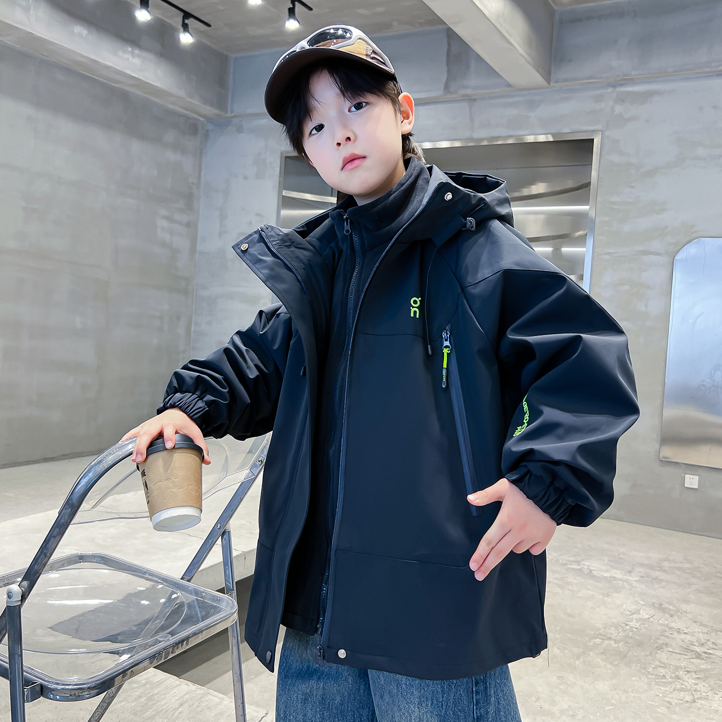 男童冲锋衣2025新款秋冬季