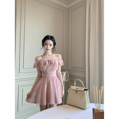 Hotdog热狗很辣收腰显瘦连衣裙