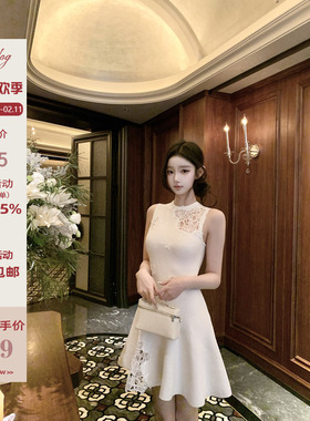 Hotdog 热狗很辣 【雪落蔷薇】白色蕾丝镂空设计感无袖连衣裙短裙