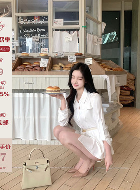 Hotdog热狗很辣【 白茶鹭鹭 送腰带】知性气质白色长袖衬衫