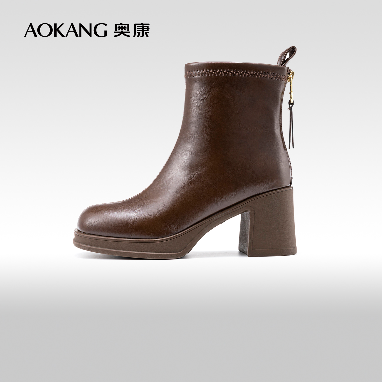 奥康时髦简约气质粗跟女士短靴