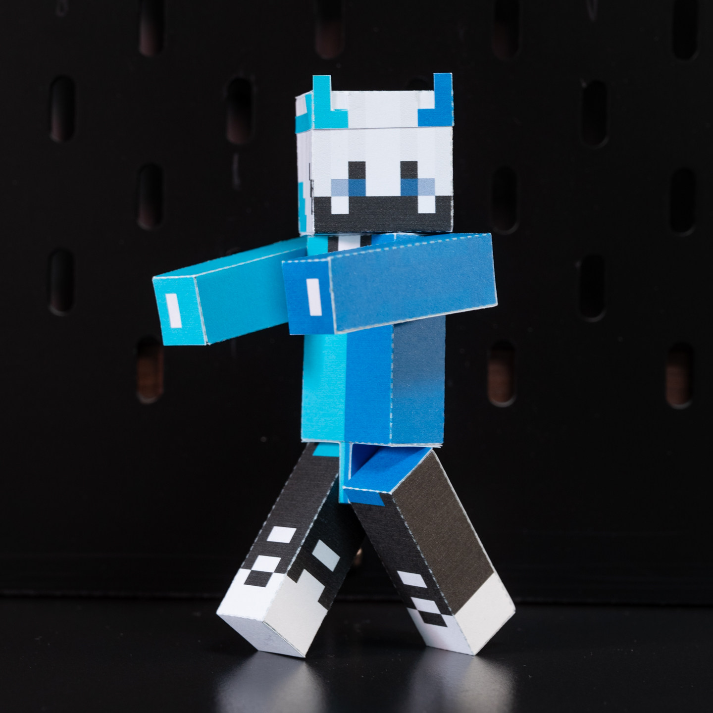 我的世界主播磁力可动奶油史蒂夫手工DIY纸模型可动人偶手办玩具