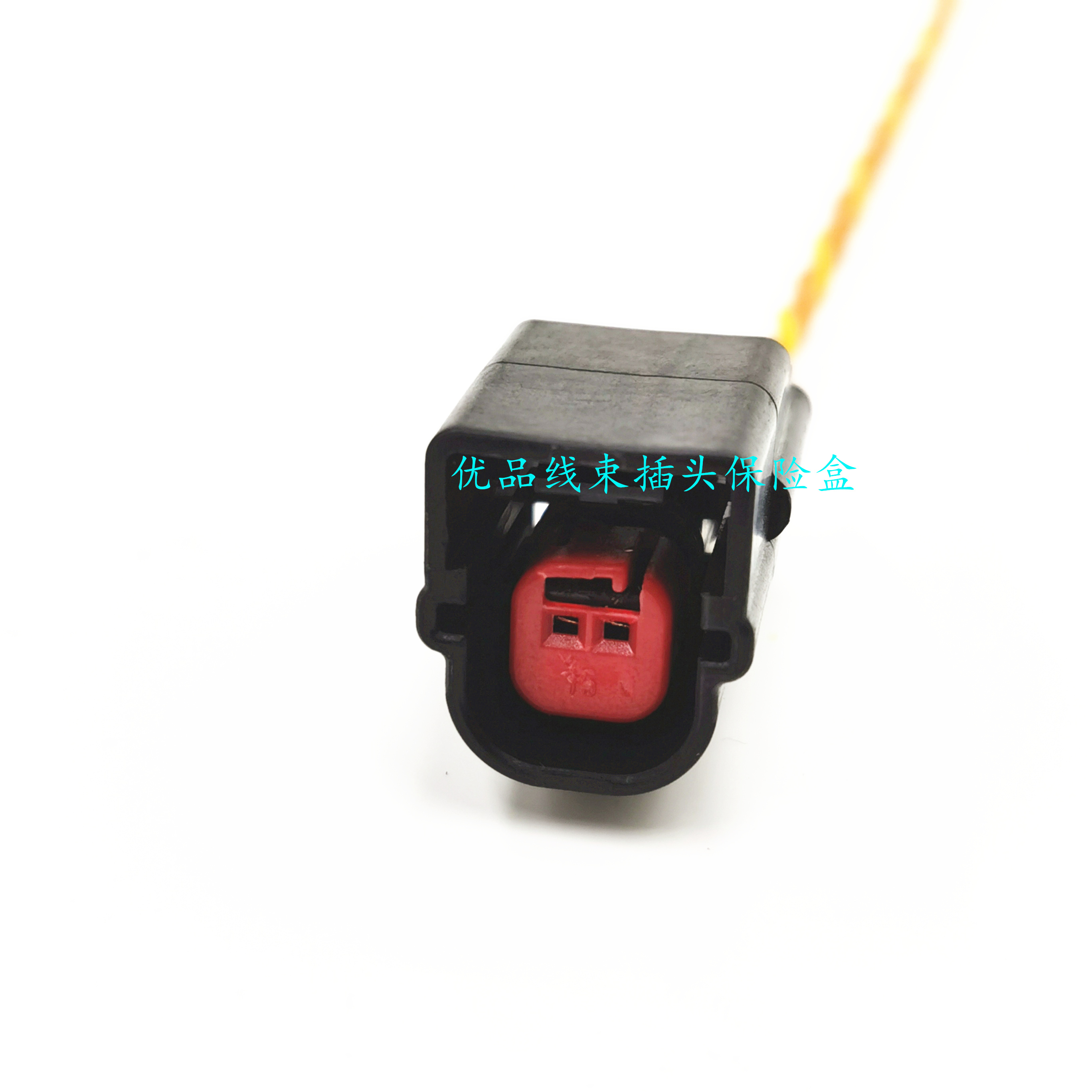 路虎凸轮轴电磁阀插头