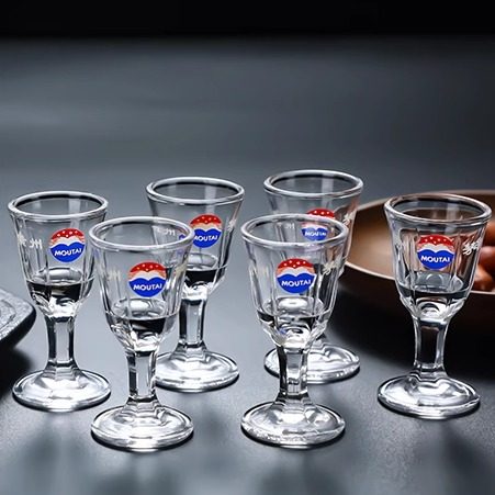 玻璃白酒杯礼盒套装定制小酒杯一口杯烈酒杯小号品酒杯分酒器酒具