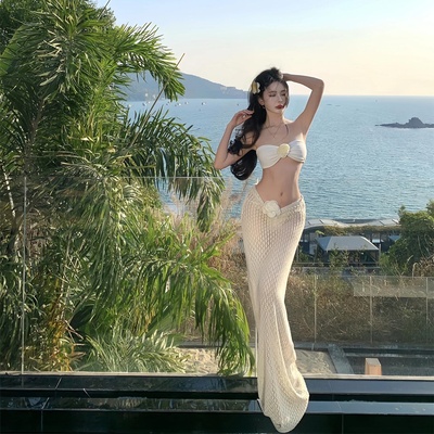 泰国小众高级感蕾丝抹胸分体比基尼海岛度假性感显瘦温泉泳衣女