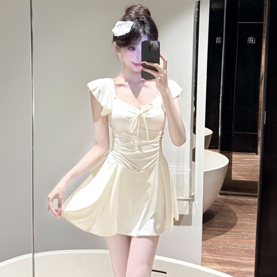 2025新款高级感小胸聚拢连体泳衣