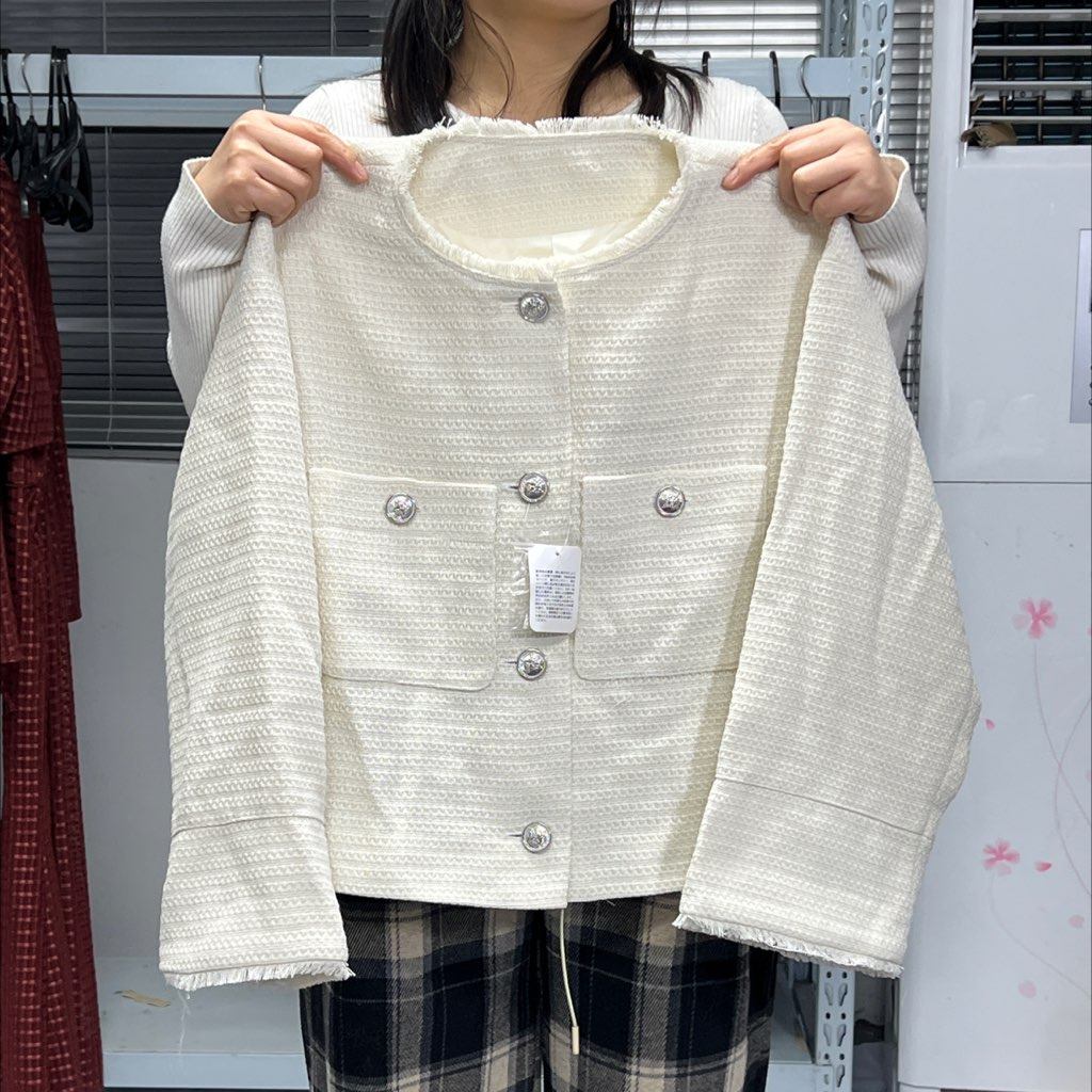 10，日系原单 新款 贵牌 米白色小香外套