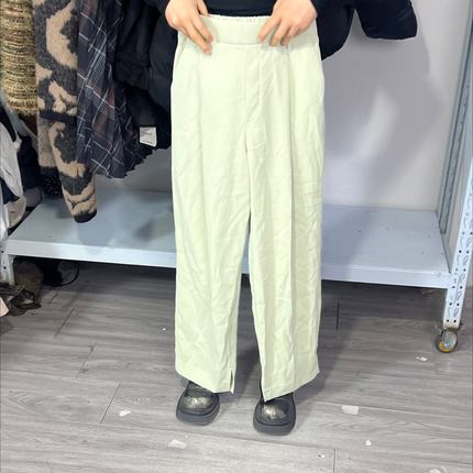 473，e l u r a 6600日元，裤子