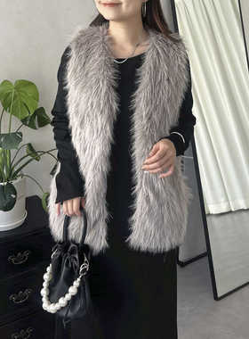 C11064日单秋冬新款挂扣V领保暖女加厚甜美气质防皮草毛毛马夹