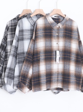 D09089日单新款单排扣宽松好搭配女简洁通勤休闲磨毛格子长袖衬衫