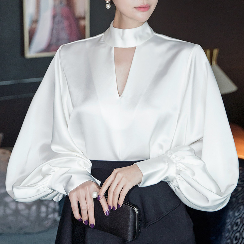 设计感小众洋气立领衬衫女2025新款女装职场轻熟风灯笼袖V领上衣