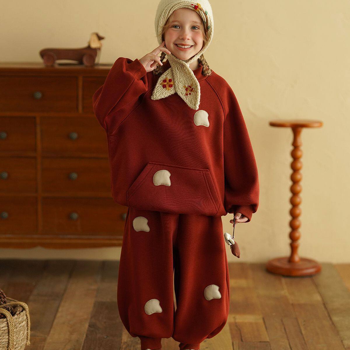 女童加绒套装2025冬装新款儿童长袖喜庆砖红色卫衣卫裤两件套