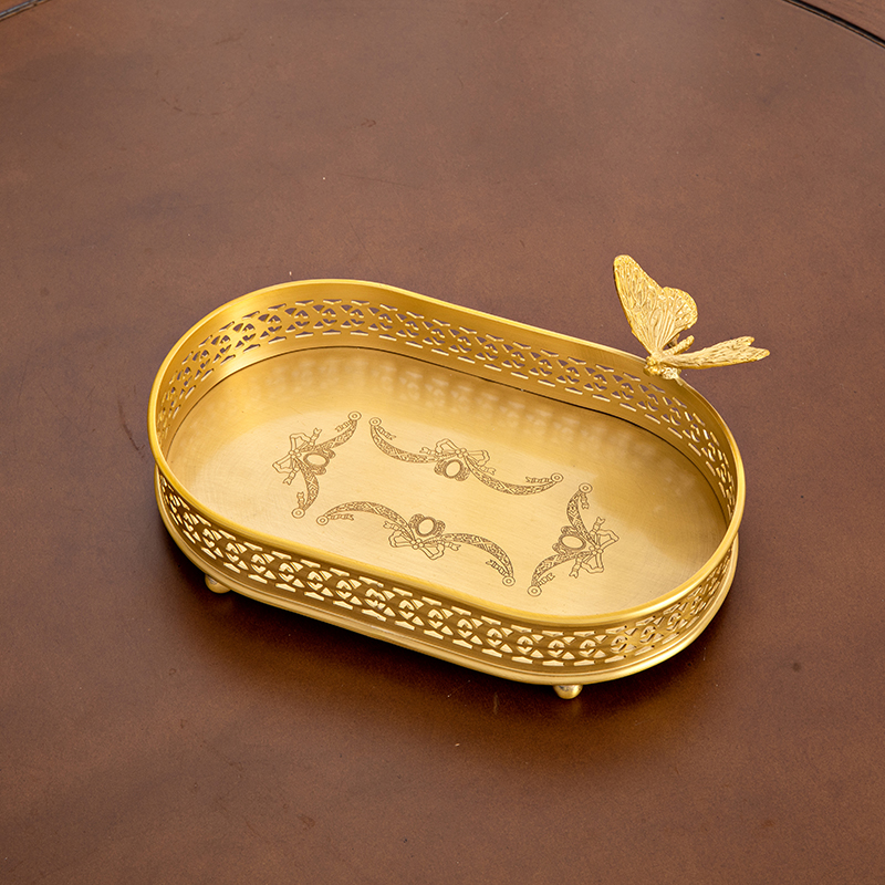 黄铜椭圆雕花镂空蝴蝶香薰托盘