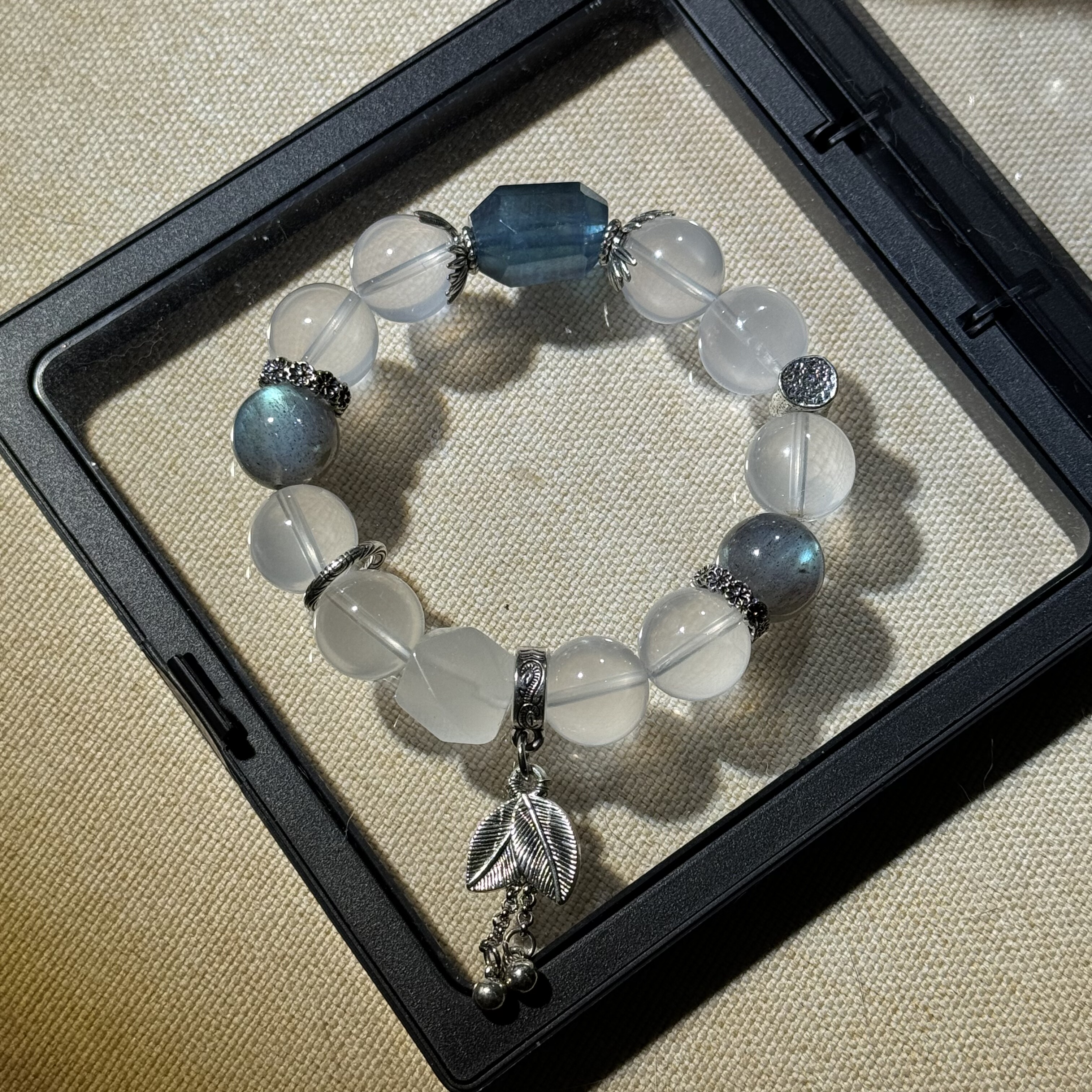 原创魔鬼蓝海蓝宝六芒星蓝沙奶白晶13mm灰月光奶白晶随形【H209】