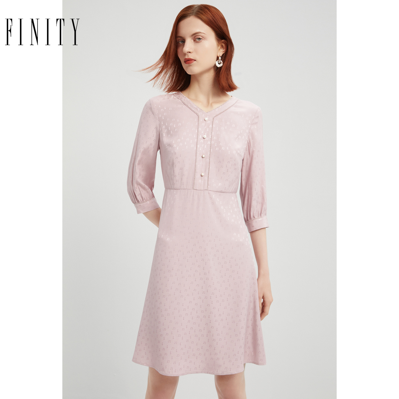 FINITY粉色连衣裙2024秋季新品法式气质别致印花显瘦减龄裙子女