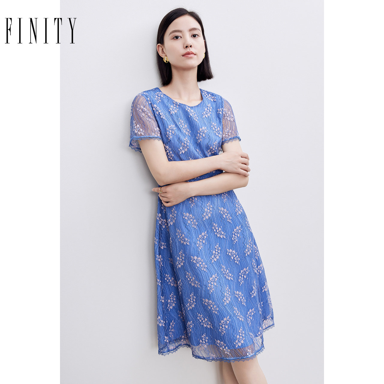 FINITY菲妮迪品牌连衣裙简约气质提花镂空设计感短袖裙子