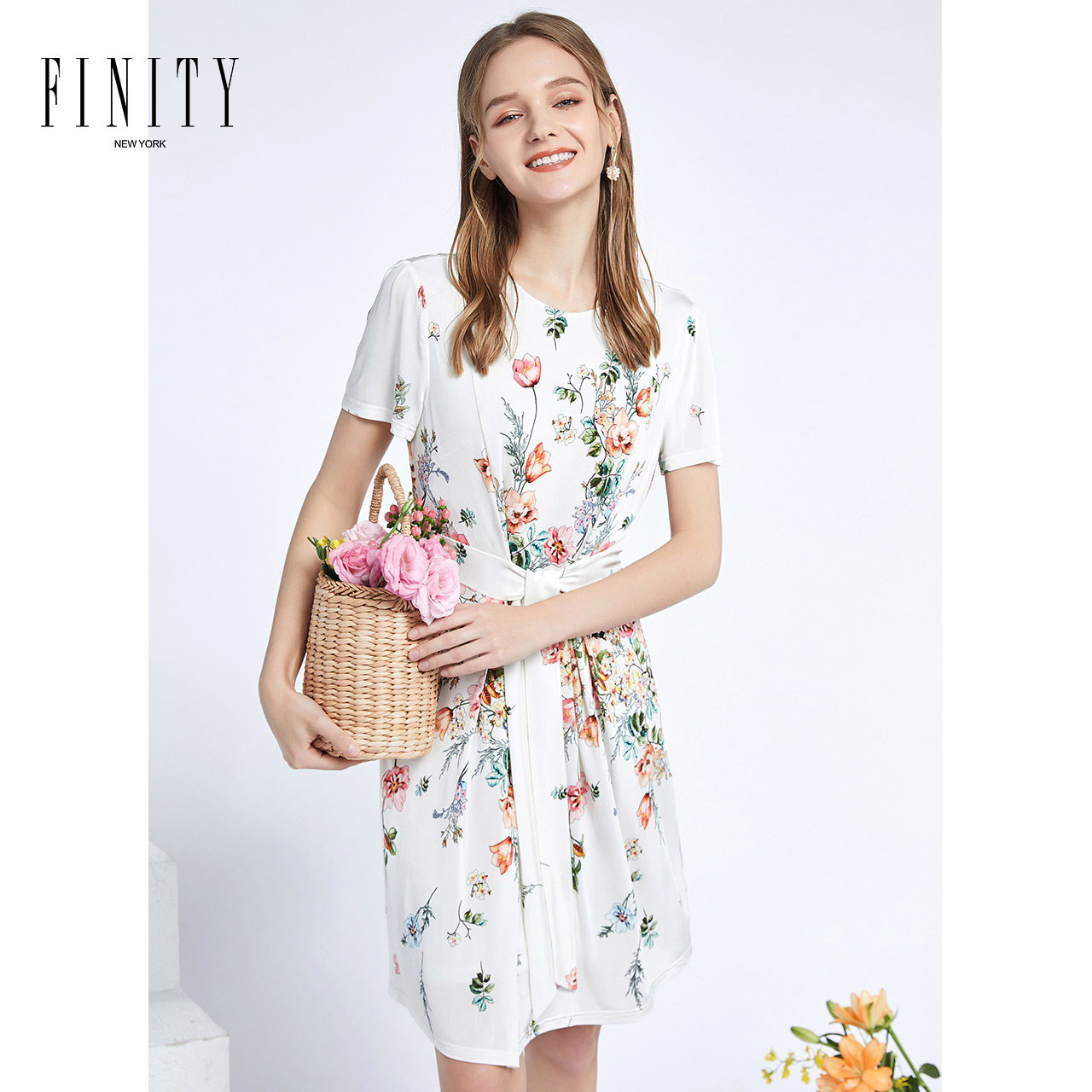 FINITY菲妮迪商场同款春夏白色系带收腰显瘦花卉印花雪纺连衣裙