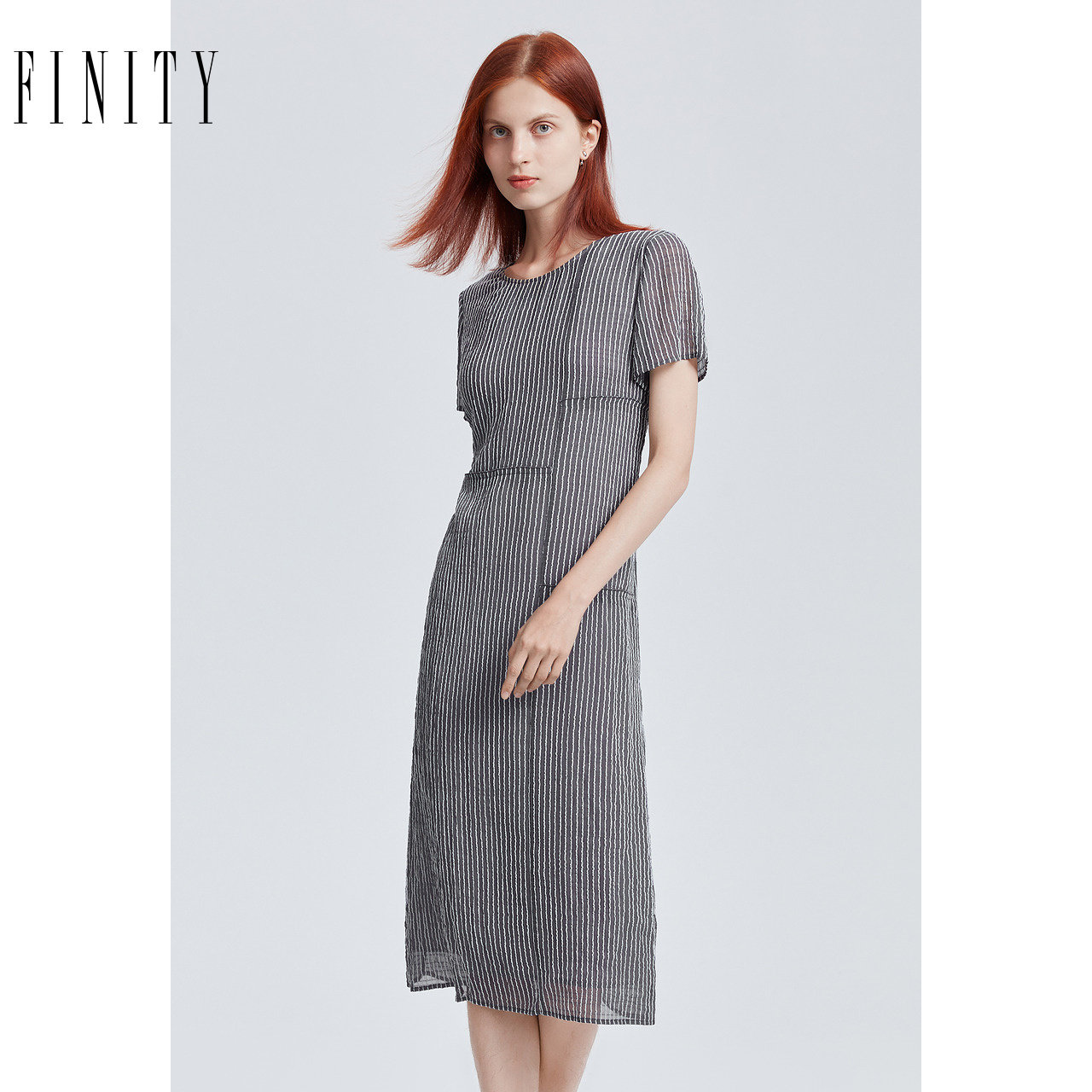 FINITY菲妮迪品牌连衣裙夏季简约条纹设计感时尚薄款短袖裙子