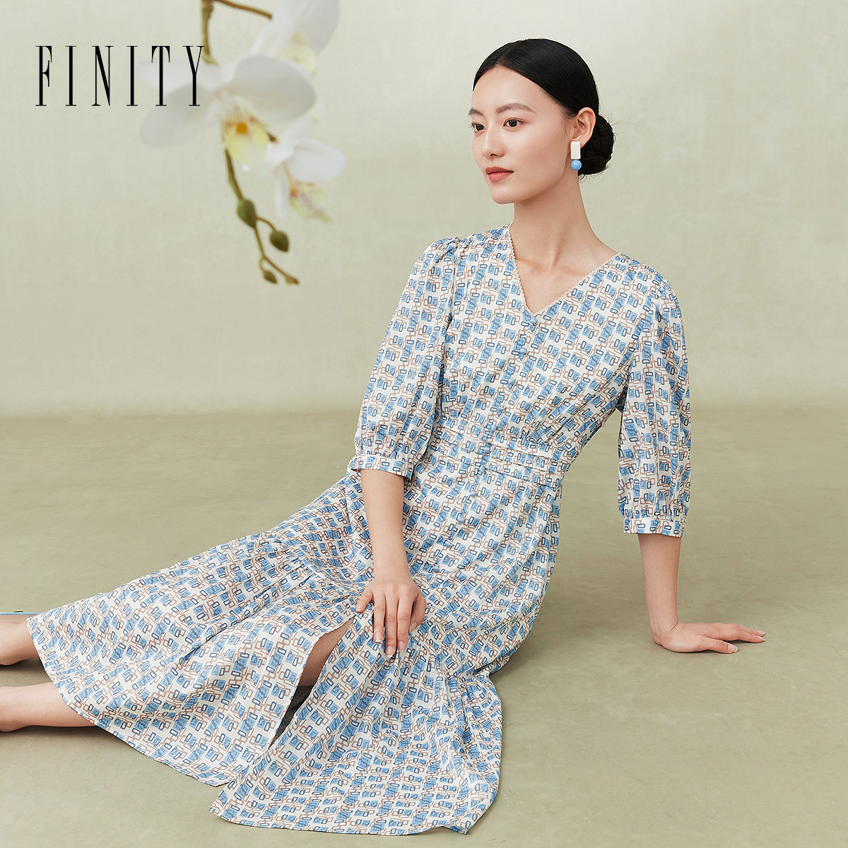 FINITY菲妮迪品牌连衣裙2024春夏休闲风打条设计百搭气质裙子女