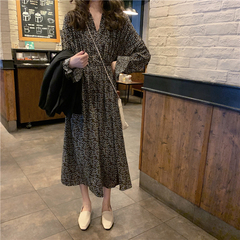 Real shot real price ~ Korean version of INS floral show thin V-neck waist back dress~