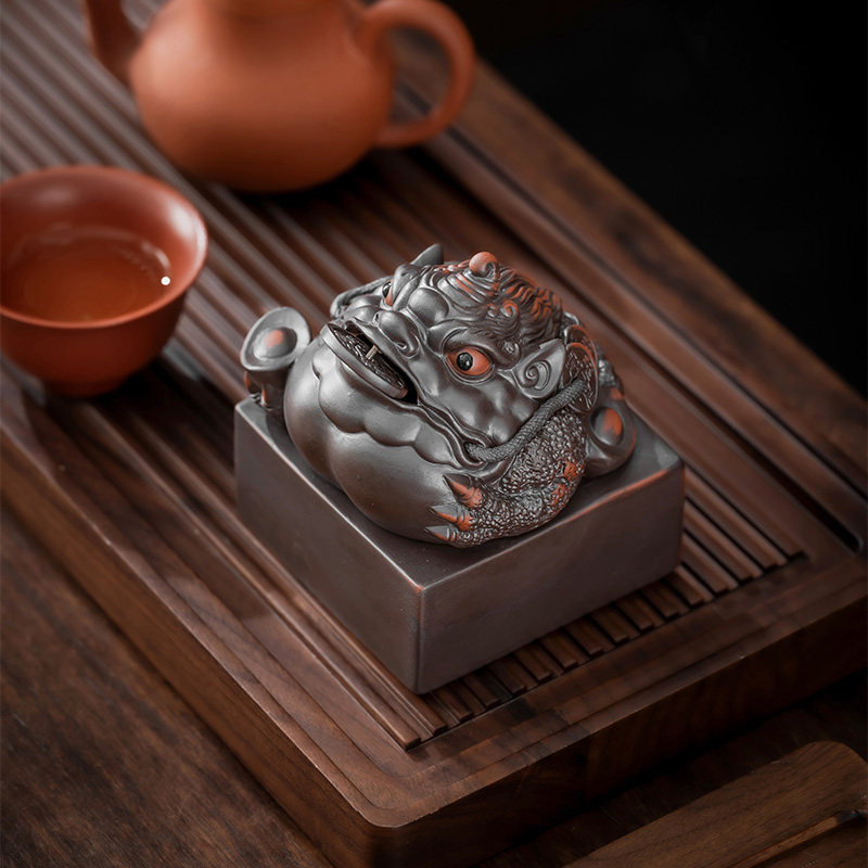 紫陶金蟾茶宠摆件可养茶台茶盘办公室装饰品招财貔貅财印茶玩摆设