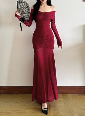 圣诞节穿搭性感红色网纱收腰一字肩连衣裙女风情万种V领鱼尾长裙