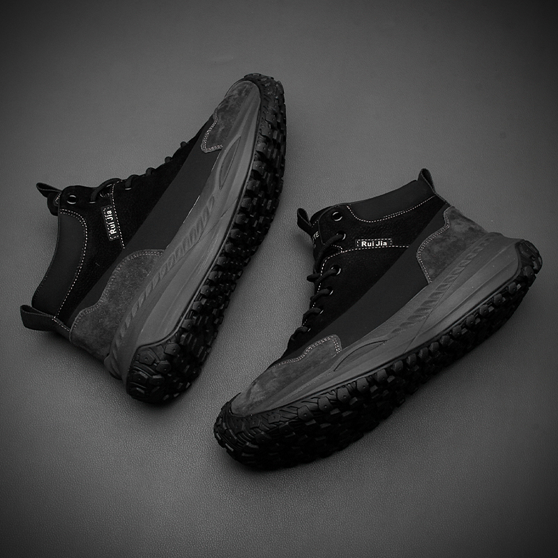 高端男鞋秋冬加绒保暖马丁靴