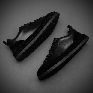 百搭休闲板鞋 男士 黑色透气潮鞋 男式 高端轻奢男鞋 休闲鞋 真皮小丑鞋