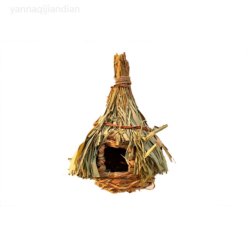 草编鸟窝鸟巢枯藤条叶子森林主题