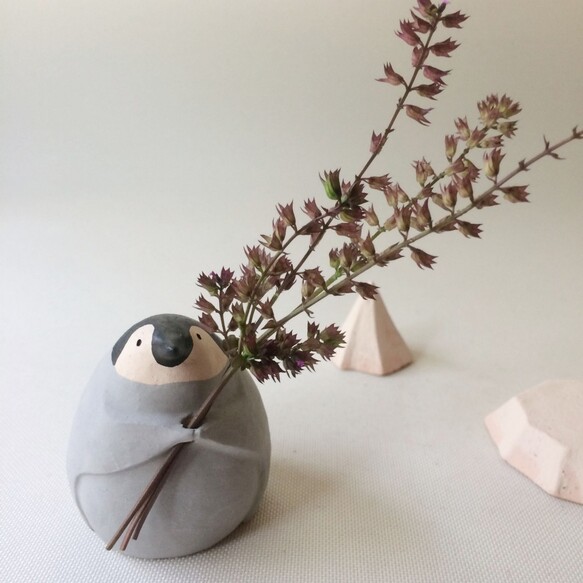 日本制作家款创意可爱企鹅花器干花花插创意插花瓶陶瓷桌面摆件