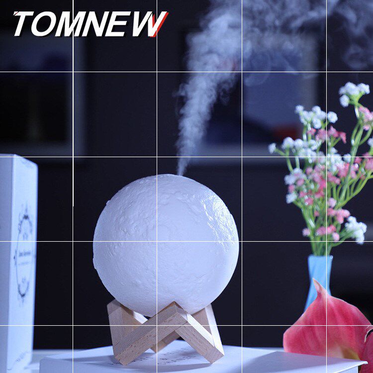 3D moon lamp humidifier USB charger home night light mute在類目 生活電器, 加溼器中 - 來自Buy2taobao.com提供專業的淘寶代購服務