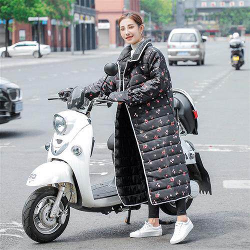 电动车挡风衣冬季2022新款女士电瓶车防风衣防水骑行保暖加厚反穿