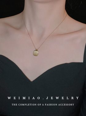 钛钢猫眼石方形项链时尚通勤百搭锁骨链简约气质轻奢高级感项饰女