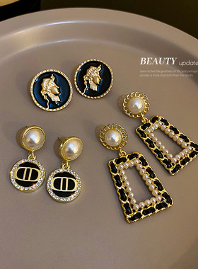 银针镶钻几何皮革耳环复古小众设计感耳坠韩国个性气质百搭耳饰女