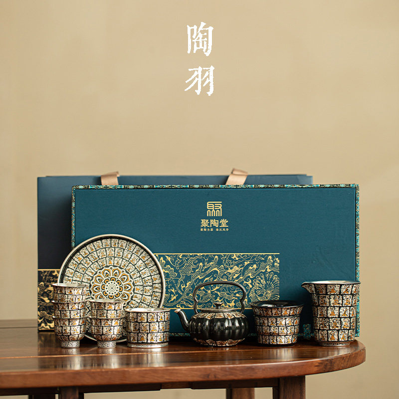 鎏银万佛石窟花瓣壶茶具套装